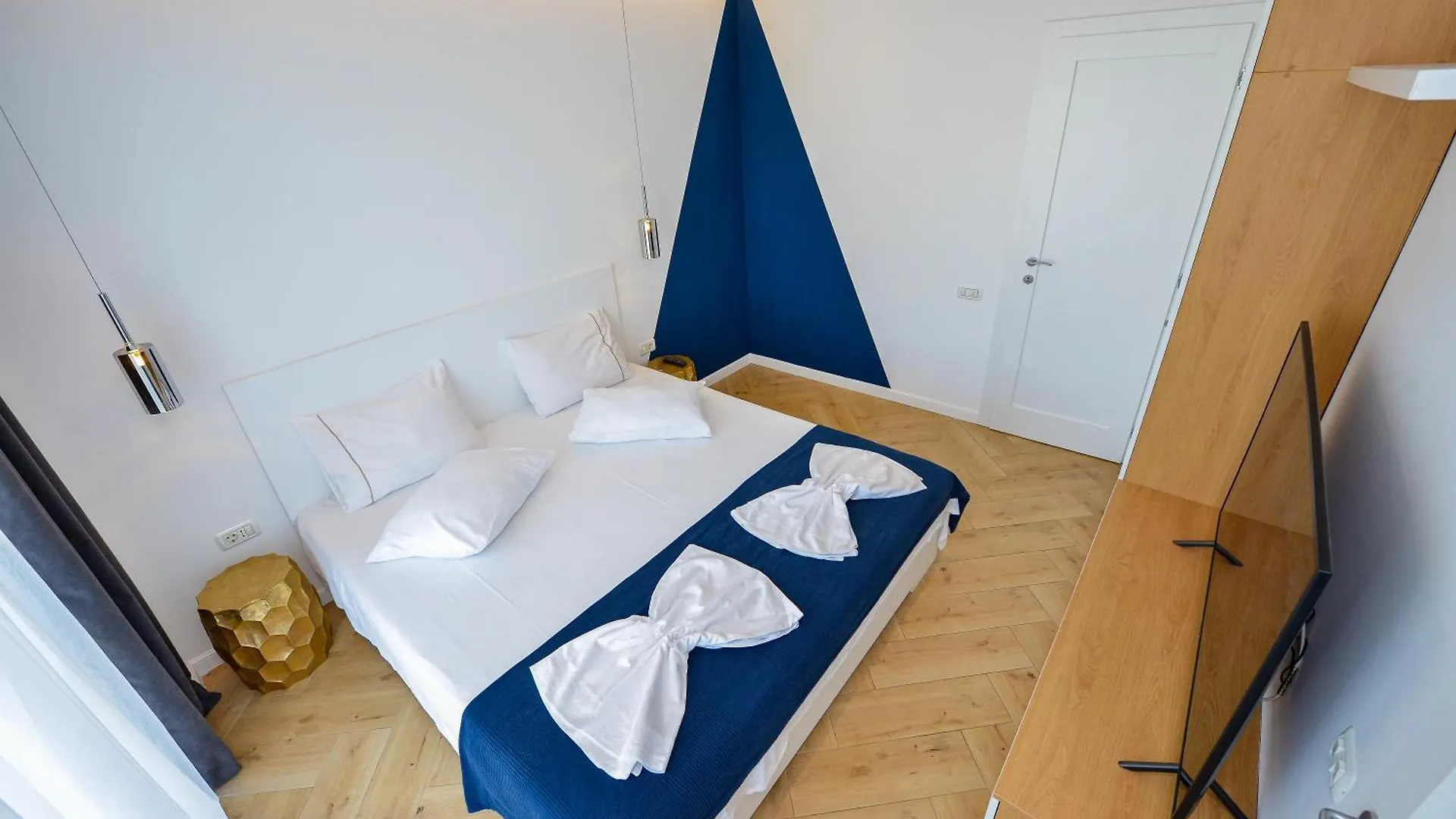 Apartment Downtown By Grand Accommodation Bucharest